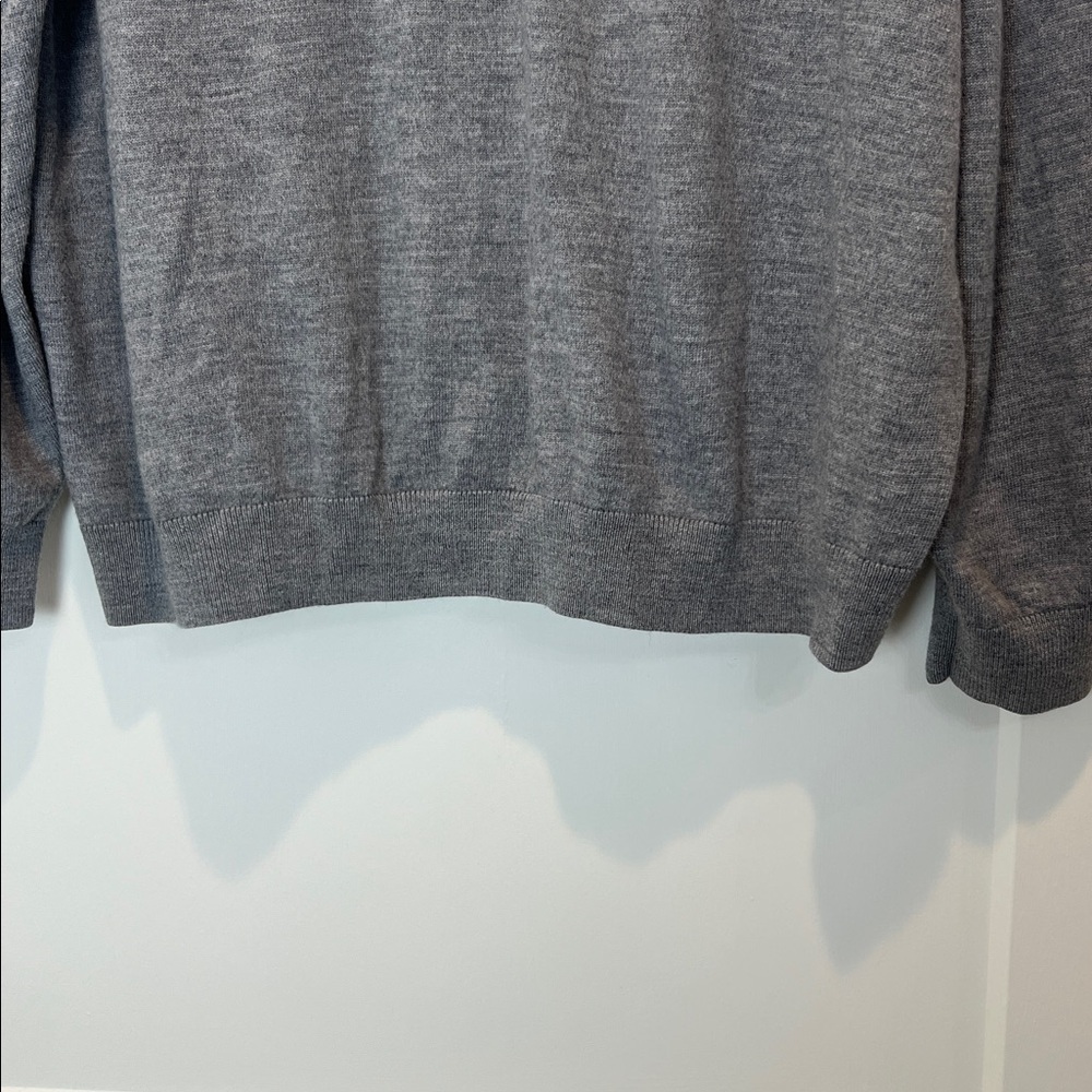 Turnbury Charcoal V-Neck Sweater size 3XT. - Picture 4 of 9